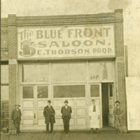 La Grande, Blue Front Saloon