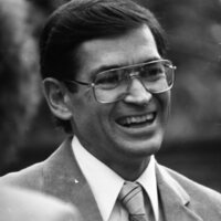1985 Faculty Party at President Gilbert's House 07