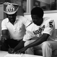 1982 Football, Havan Jones Going Pro 11