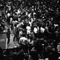 1985 Concert, "Quarterflash" Audience 05