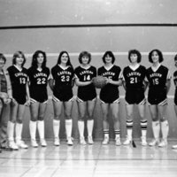 1981 Women's Basketball, January Team Photos 04