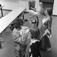 1977 Languages, French Club 09
