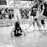 1988 Women's Basketball Action, Oregon Tech at EOSC 16