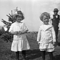 La Grande, Children