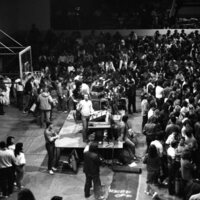 1985 Concert, "Quarterflash" Audience 04