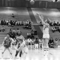 1983 Men's Basketball Action 03