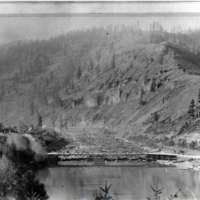 1905+/- Perry, Bridge