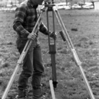 1988 Loso Hall, Surveying 01