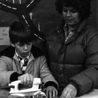 1981 Ackerman Elementary Sewing 09