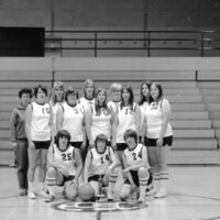 1974 Women's Basketball Team 02