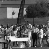 1987 New Student Days, BBQ 02