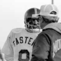 1982 Football Action, November 16th 30
