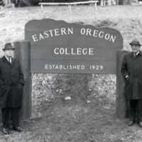 1966 Employees, Sign 1-2