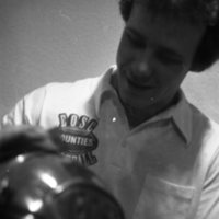 1981 Football Players with Trophy 06