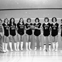 1981 Women's Basketball, January Team Photos 02