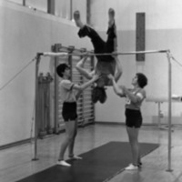 1977 Gymnastics, Parallel Bars 04