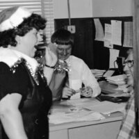 1986 Employees, Christmas 08