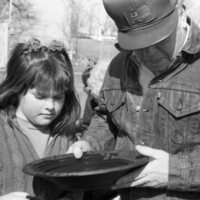 1985 Ackerman Elementary School, Panning for Gold 11