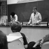 1985 Science, Experiment For Children 01