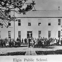 Elgin School, Public
