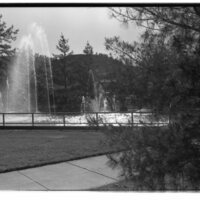1989 Badgley Hall Fountain 01