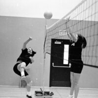 1972 Volleyball Action 06