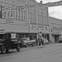 1985 Octoberfest Parade, Classic Cars 03
