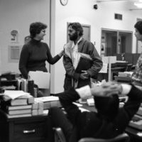 1980 Employees, Talking 02