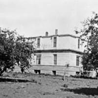 La Grande Home, Davis 2