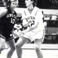 1992-93 Women's Basketball Action 1