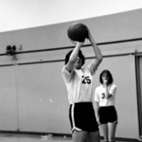 1980 Women's Basketball Action 10