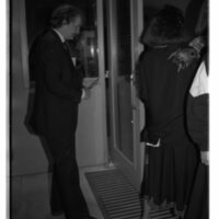 1989 Walter M. Pierce Library, Ribbon Cutting 04