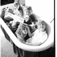 1989 Ackerman Elementary School, Bathtub 02