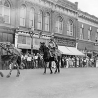 La Grande Parade, U.P. 5