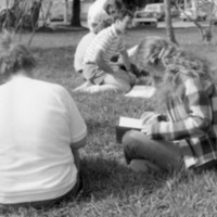 1987 Science, Biology Students in April 06