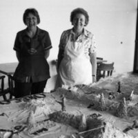 1985 Chancellor Visit, Cake 02