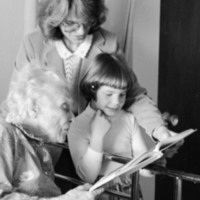 1983 Ackerman Elementary School, Field Trip to Valley View Manor 04