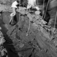 1979 Inlow Hall Grave 06