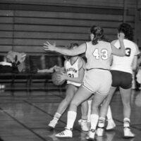 1985 Women's Basketball Action, EOSC vs. LCSC 09
