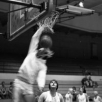 1981 Alumni Basketball Game, Warm-up 06