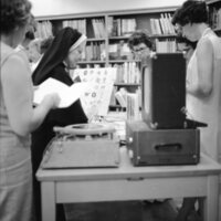 1968 Reading Institute, Library 06