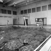 1972 Swimming Class 02
