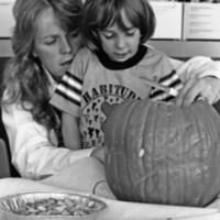 1985 Ackerman Elementary School, Pumpkins 05