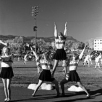 1977 Cheerleaders 19