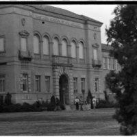 1976 Inlow Hall Entrance 1