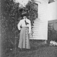 Reuter, Woman 1