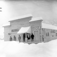 Cove, Weimer's Feed Store