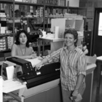 1985 Employees, Campus Mail 04