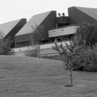 1986 Hoke Hall 03