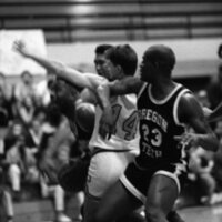 1991 Men's Basketball Action, Oregon Tech at EOSC 04